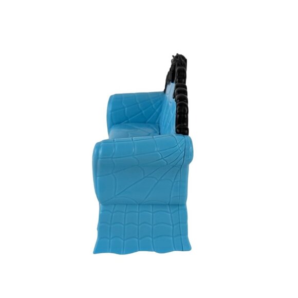 Monster High Coffin Bean Blue Couch Spiderweb Sofa Loveseat & Accessories - Picture 8 of 9